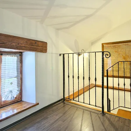 2 Bedroom Beautiful In Labin Holiday home Labin (Istria)
