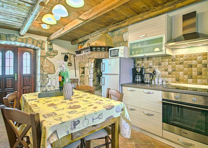 2 Bedroom Beautiful In