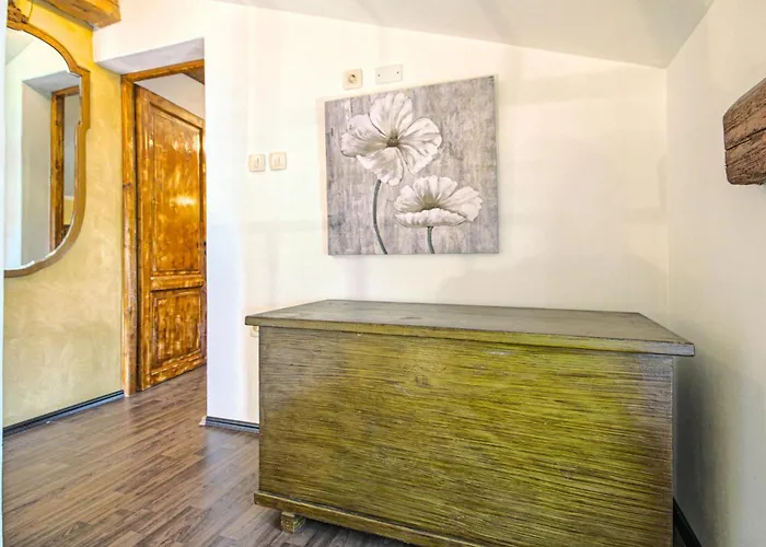 2 Bedroom Beautiful In *
