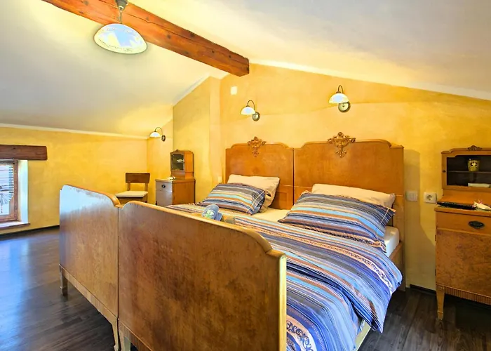 2 Bedroom Beautiful In Ferienhaus *